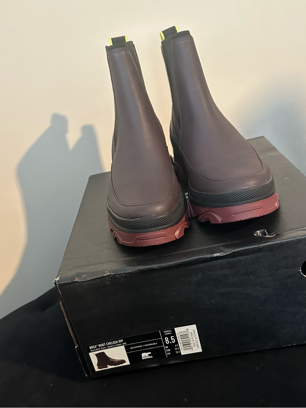 Sorel Women's Dark Brown Chelsea Rain Boots with Maroon Lug